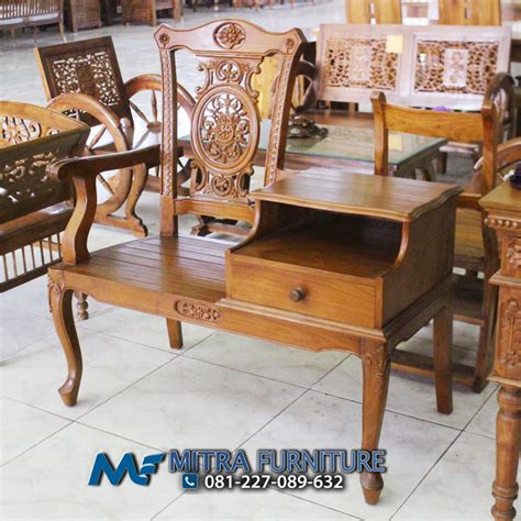 Furniture jepara mebeljatiantik.com melayani pemesanan offline dan online. Kursi Jepara Tanpa Ukiran / Harga Dipan Ukiran Jepara ...
