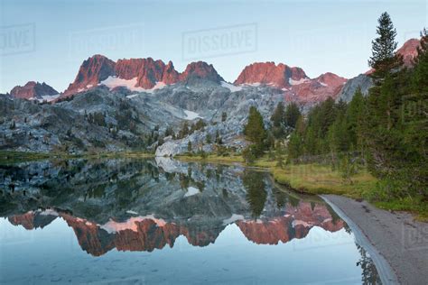 Usa California Inyo National Forest Landscape Of The Minarets And