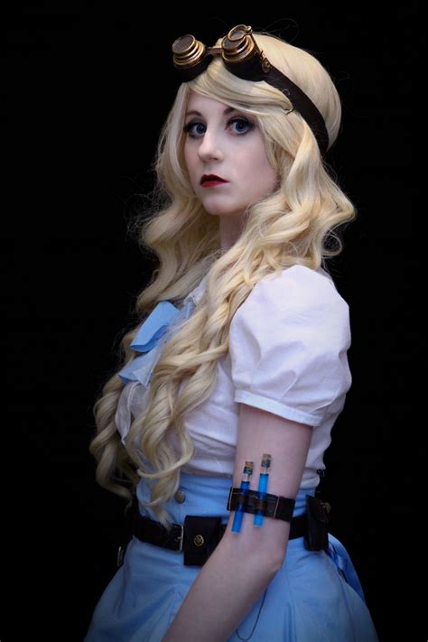 Steampunk Alice In Wonderland By Bulleblue Cosplay Alice Cosplay
