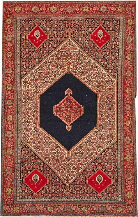 bonhams a senneh haft rang rug central persia size approximately 4ft 5in x 7ft