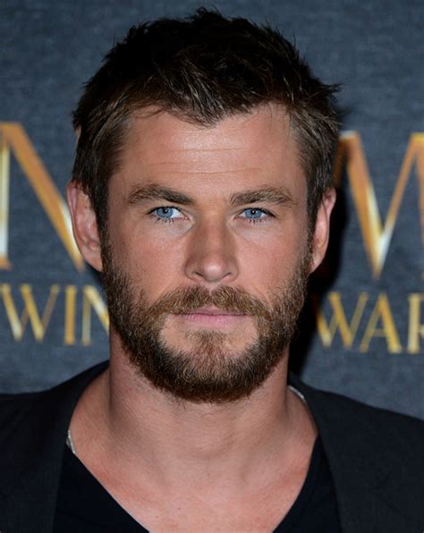 20 Best Chris Hemsworth Hairstyles Thor Haircuts For Men Mens Style