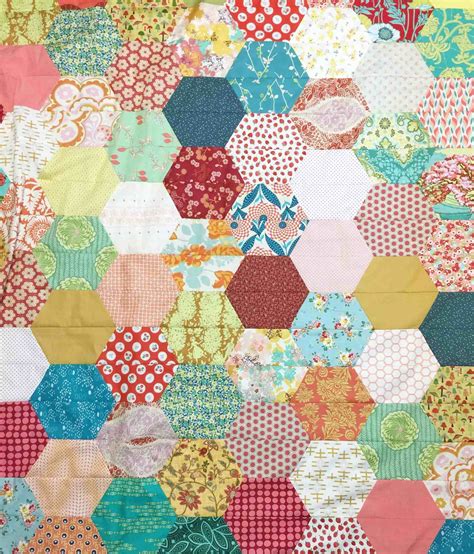 How To Make A Hexagon Quilt With Half Hexies Free Quilt Pattern 5