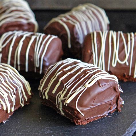 Huel powder is a convenient, simple and affordable nutritionally complete powdered food that contains a perfect balance of carbohydrates, protein, essential fats, fiber, and 27 essential vitamins & minerals. Gluten Free Alchemist: Chocolate Mini Rolls (gluten free ...