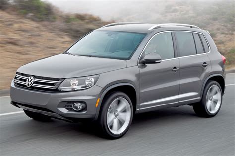 A rearview camera is also standard, but parking sensors are not available. Used 2015 Volkswagen Tiguan SUV Pricing & Features | Edmunds
