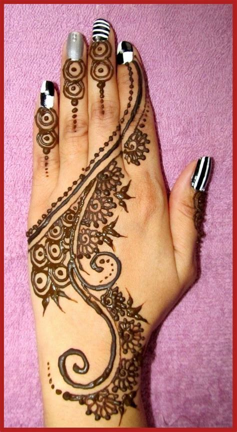 Tasmim Blog Simple Mehndi Designs For Upper Hand Zohal