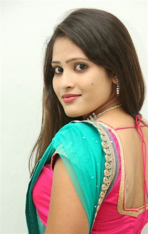 Actress Anusha Hot Navel Show In Half Saree Stills Cine Gallery