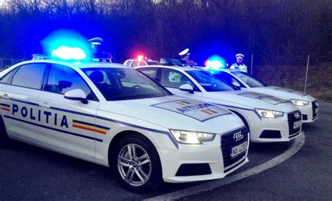 Este un elicopter folosit de unitatea speciala de aviatie a politiei romane. Politia Romana: avertizare pentru calatoriile facute in ...