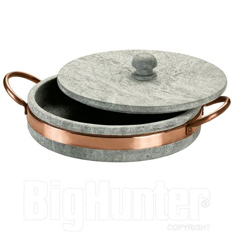 Le pentole in pietra ollare o pietra lavica infatti, a differenza del teflon, non contengono pfoa (acido perfluoroottanoico), che alle alte temperature, si surriscalda e si trasforma in fumo tossico per cibi e. Tegame in pietra ollare Agnelli