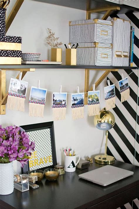 22 Genius Ways To Style Your Desk Space Home Office Decorating Ideas