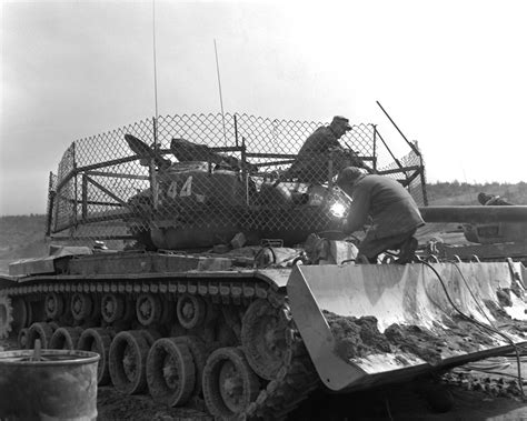 Photo M46 Medium Tank Of Us 1st Marine Tank Battalion Korea 25 Mar