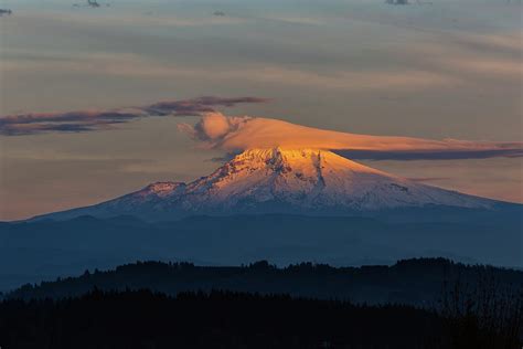 Lenticular Clouds Over Mount Hood Photograph By David Gn Pixels