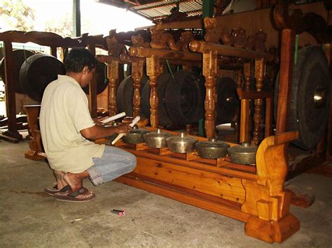 Balinese Gongmaking