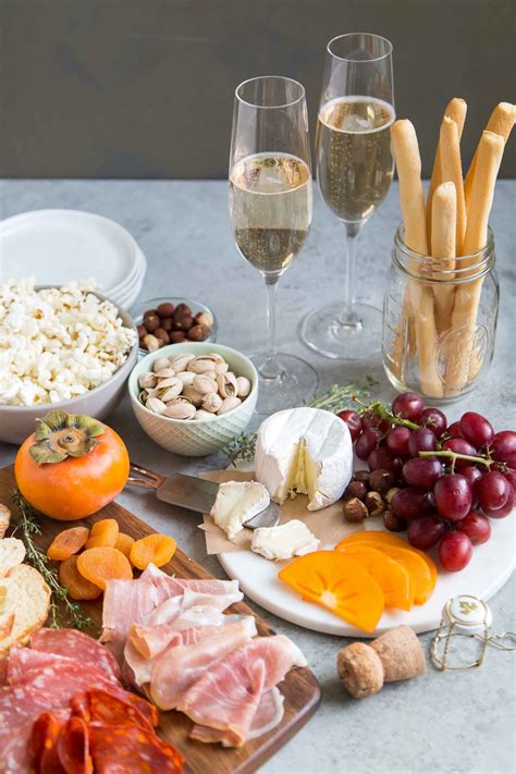 Sparkling Wine Food Pairing The Little Epicurean Wine Food Pairing Food Pairings Wine Recipes
