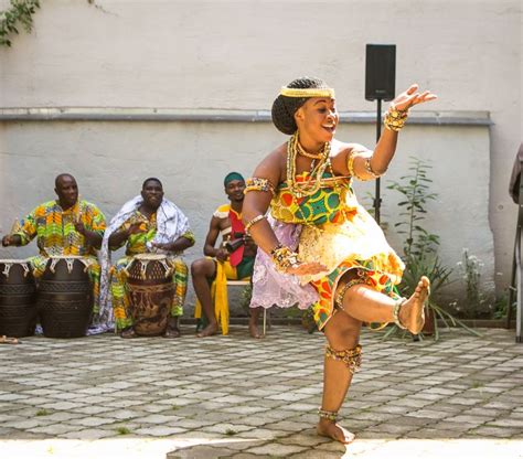 Workshop Of Traditional African Dance Of Ghana Tanec Praha Festival