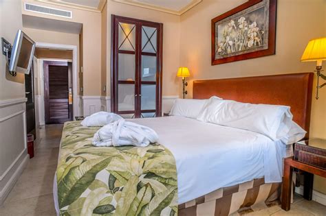 Classic Double Room Gran Hotel Guadalpin Banus 5