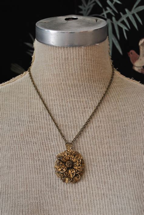 1930s Brass Filigree Flower Necklace Gem