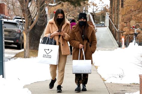 January 8, 2021 by cnw123 team. Kyle Richards With Her Daughter - Aspen 01/03/2021 ...