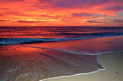 Red Sky In Morning By Dianne Cowen Sunrise Photography Beach Sunrise