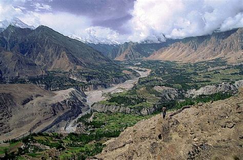 Hunza River Valley Overlooking Hunza River Valley With Mou Flickr