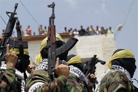 Spectators To War West Bank Residents Hail The Hamas Fight Against