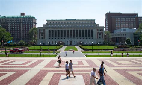 Thousands Of Columbia University Students Join Tuition Strike Demanding