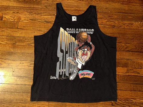 Vintage 1995 San Antonio Spurs Looney Tunes Nba Shirt Gem