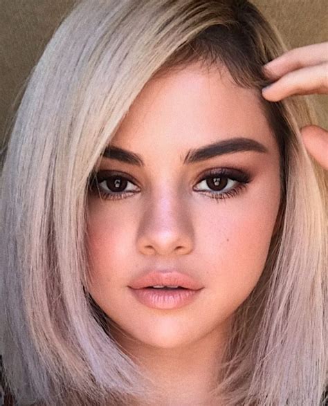 Perfection Selena Gomez Makeup Selena Gomez Selfies Celebrity Eyebrows