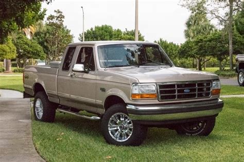 Sure, ford will still build you a base xl trucks can be dressed up with an stx sport appearance package, xlt and lariat models now have an optional black appearance package. 1992 Ford F150 XLT Extended Cab 4X4 - Classic 1992 Ford F ...