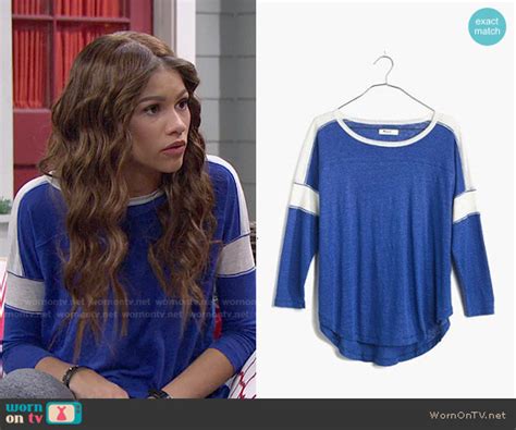Wornontv Kcs Blue T Shirt With White Striped Sleeves On Kc Undercover