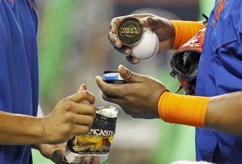 All rights retained by the copyright holder. MLB》健康第一 大聯盟宣布：球場禁嚼菸草 - 自由體育
