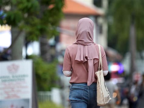 ndr 2021 muslim staff in public healthcare sector including nurses can wear tudung at work