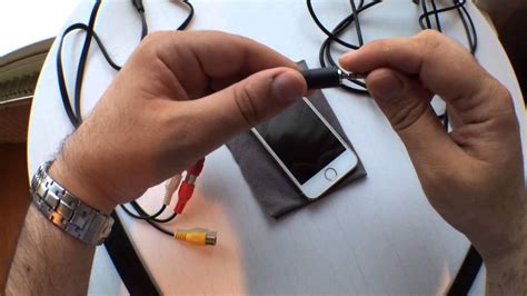 Use external mic on iPhone - YouTube