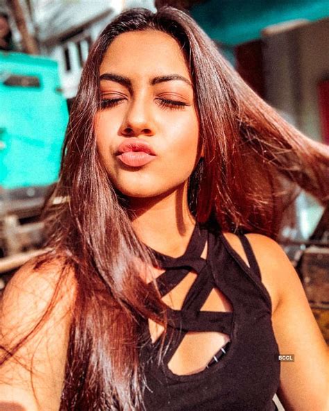 tujhse hai raabta actress reem shaikh shares bewitching pictures from her latest photoshoot