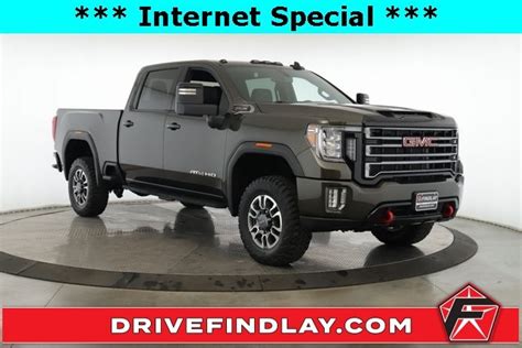 Pre Owned 2022 Gmc Sierra 2500hd At4 4d Crew Cab In Findlay Hc26235a