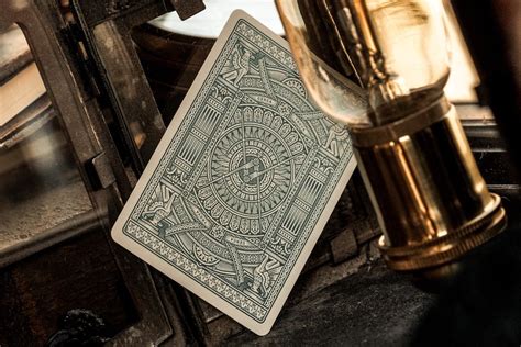 Maybe you would like to learn more about one of these? News: Hudson Playing Cards by Theory11 | Kardify