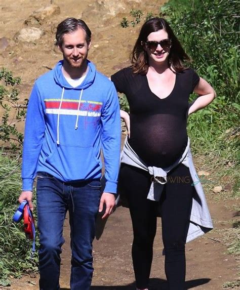 Mom To Be Anne Hathaway Hikes The Hills With Her Husband Anne