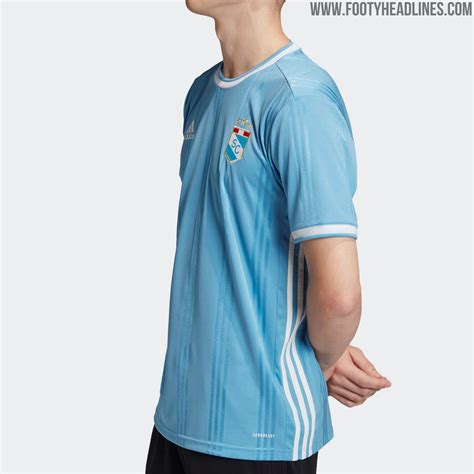 Lo scontro è stato giocato il 15/10/2020. Sporting Cristal 2020 Heimtrikot veröffentlicht - Nur Fussball