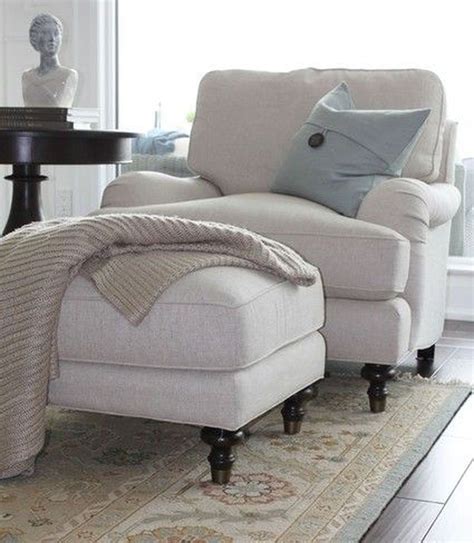 It is definitely one of the small room chairs that will bring comfort and luxury to your living room. 32 Gorgeous Comfy Chairs Design Ideas For Cozy Living Room ...