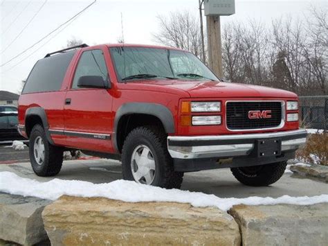 Sell Used 1995 Gmc Yukon Sle Sport Utility 2 Door 57l In Topeka