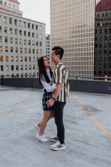Senior Photography Photography Inspo Couples Downtown Rooftop