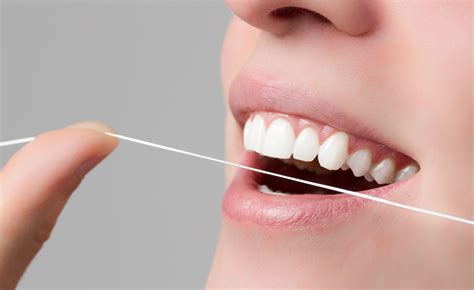 El Hilo Dental Un Gran Aliado Para Tu Salud Oral Clínica Dental