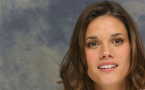 Pin By Michael Barile On Missy Peregrym Missy Famous Faces Celebrities Female