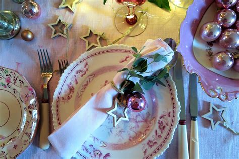 How To Revive Your Christmas Table Decorations With Pink The Middle
