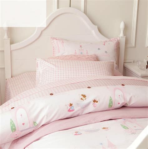 Girls bedding isn't just a necessity for staying warm during cold nights, it's also a statement piece. Cute cartoon pink single bed set,twin teenage kids girl ...