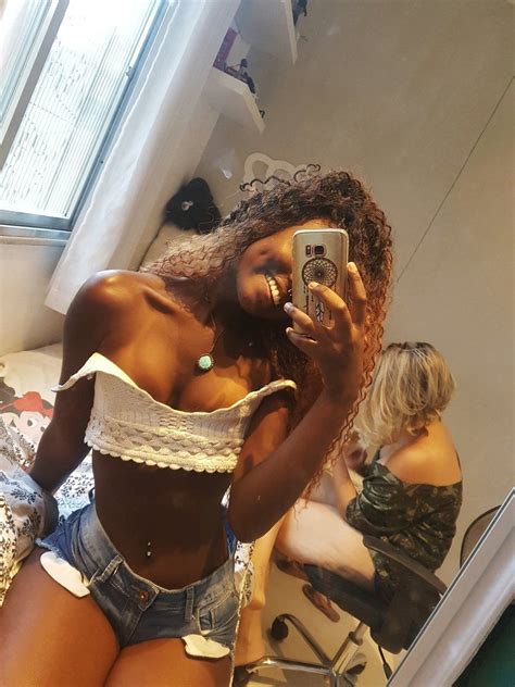 Melanina Pura Black Women Nude Mirror Scenes How To Wear Tumblr