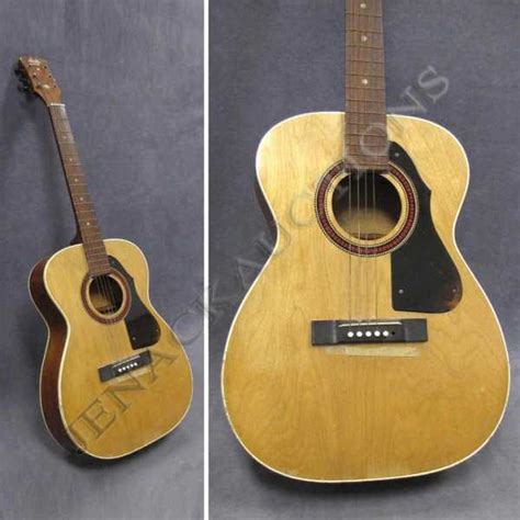 32 Vintage Stellaharmony Acoustic Guitar