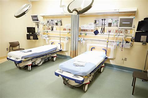 Emergency Room Pictures Images And Stock Photos Istock