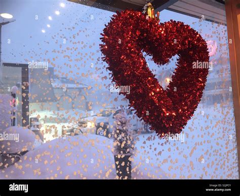 Cold Heart Hi Res Stock Photography And Images Alamy