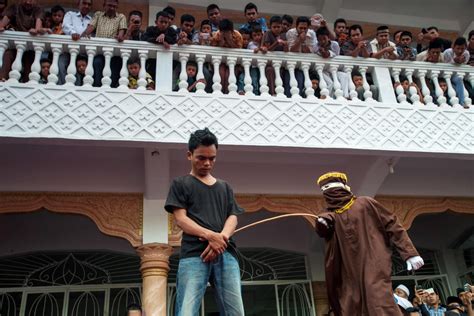 Indonesian Aceh Proposes 100 Lashes For Gay Sex