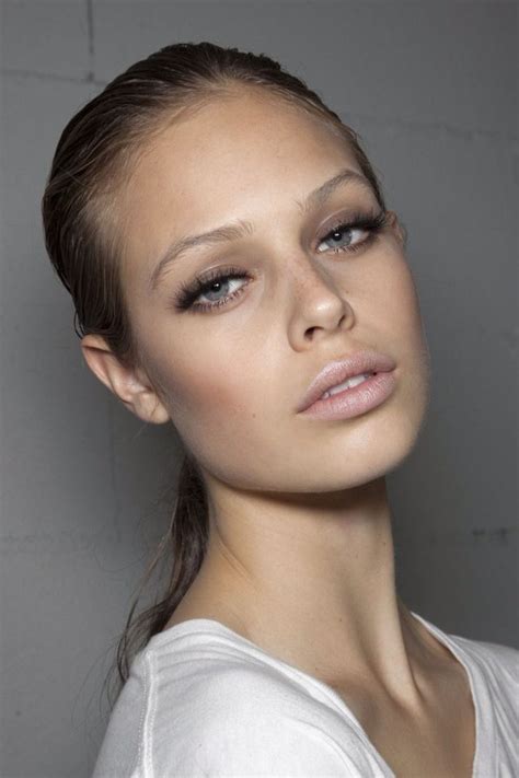Soft Brown Eye Ss15 Makeup Trends Beauty Trends Makeup Inspo Makeup
